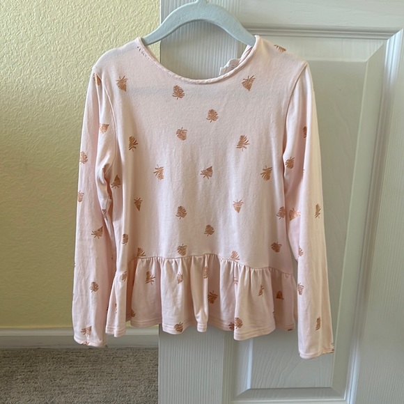 Girls long sleeve shirt- pink with rose gold colored leaves print size 6/114cm - Picture 1 of 5
